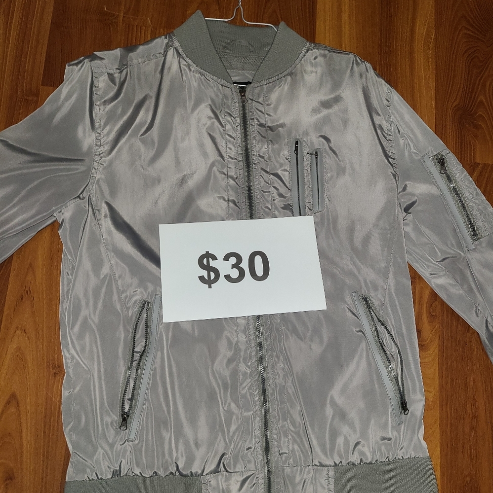 Gray Jacket - Picture 1 of 2